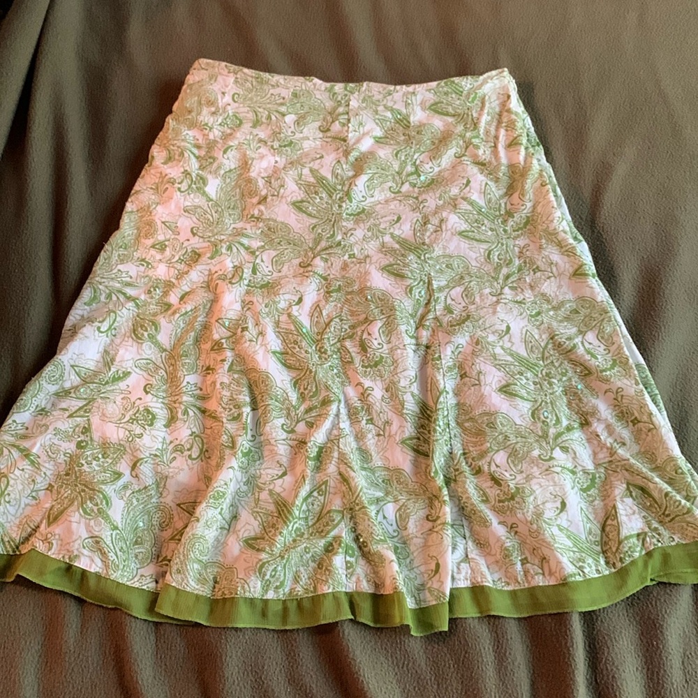 Style and Co. Green and white sequined skirt.  Side zip and eye hook. Size 8